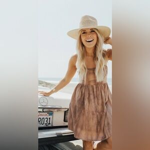 Carly Jean dress adjustable straps and back zipper brown size s